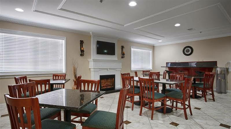 Best Western Pineywoods Inn Atlanta Exterior foto